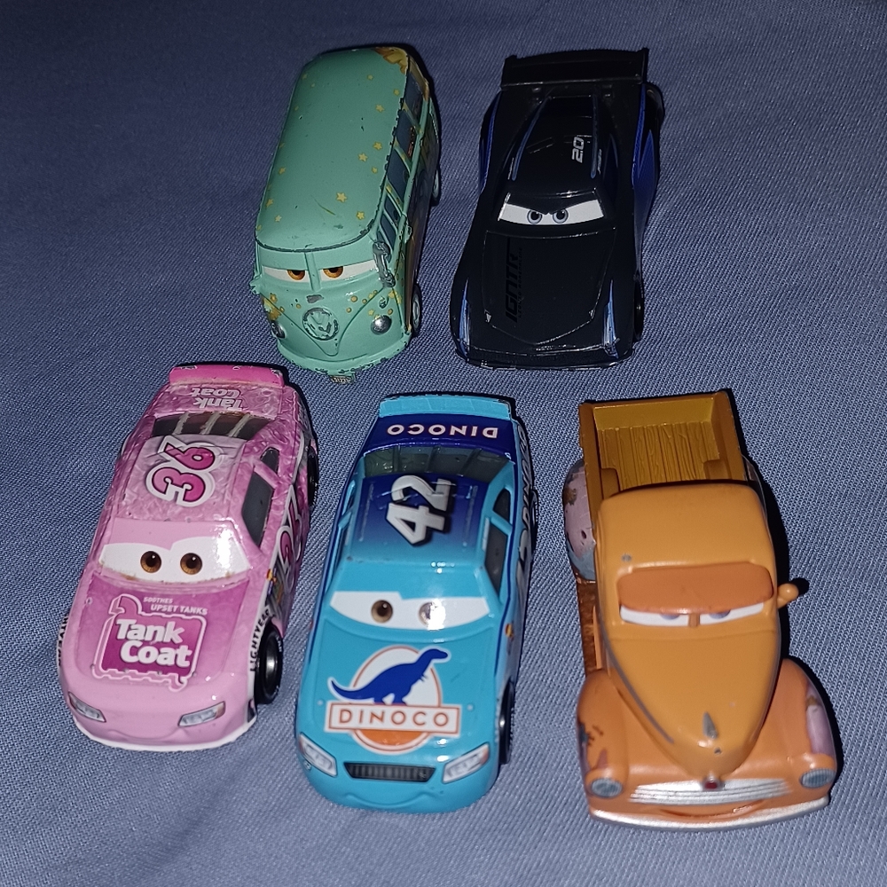 5 Disney Cars bundle (reserved 8/12)